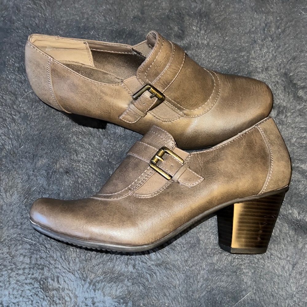 Oxford shoe